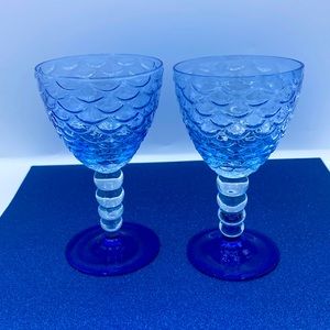 Miscellaneous Vintage Scalloped Design Blue Stemware